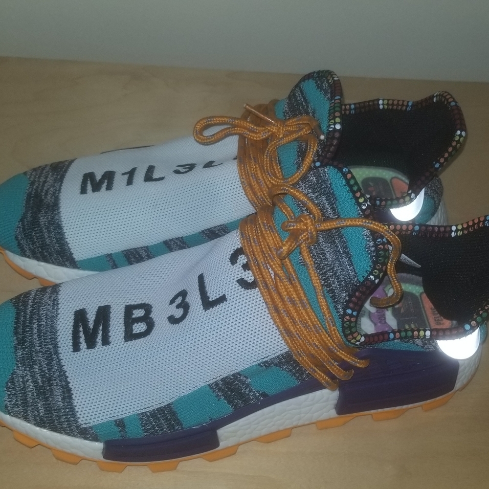 Addidas Solar Hu X Pharell William's Edition